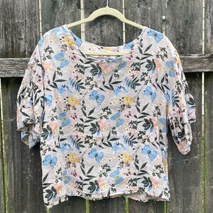 Viola Borghi Floral Butterfly Linen Top | S‎